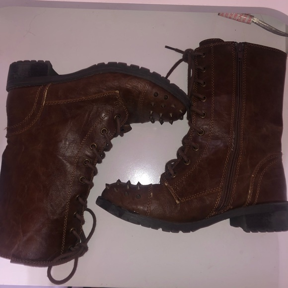 Tilly's Shoes - Brown High Rise Boots